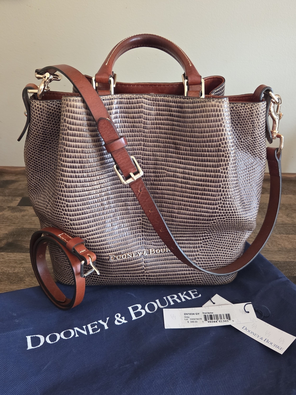 Dooney & Bourke Small Barlow